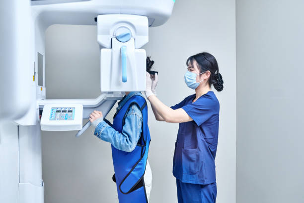 Best Cracked Tooth Emergency Dentist  in Blue Jay, OH